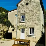 - Petite Maison Proche Du Futuroscope בית נופש Beaumont (Vienne)