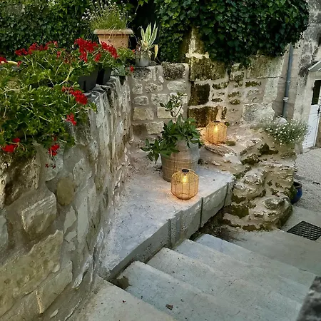 Holiday home - Petite Maison Proche Du Futuroscope