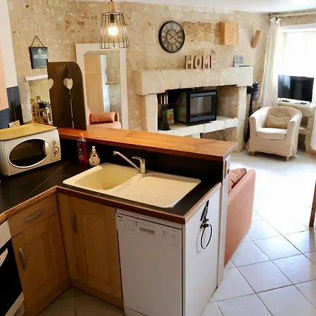 - Petite Maison Proche Du Futuroscope