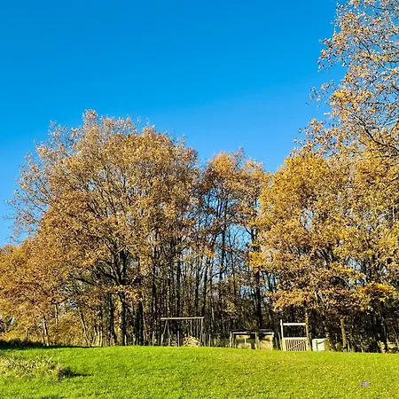 - Petite Maison Proche Du Futuroscope * Beaumont (Vienne)