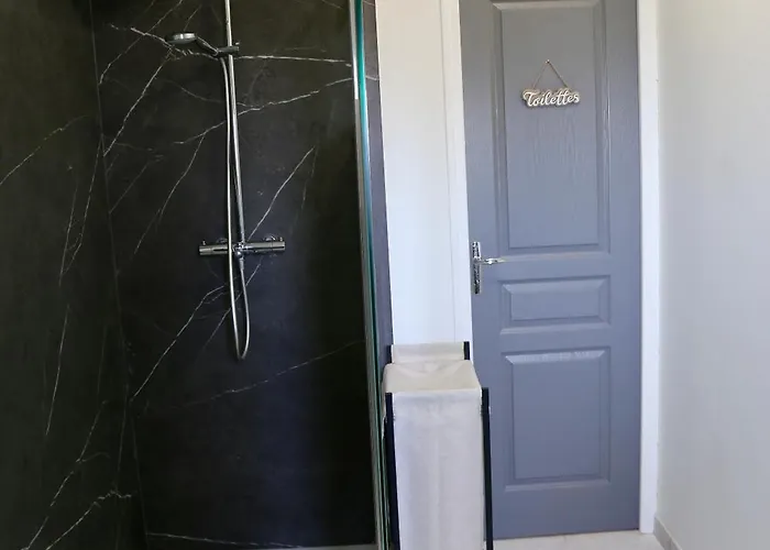 - Petite Maison Proche Du Futuroscope *